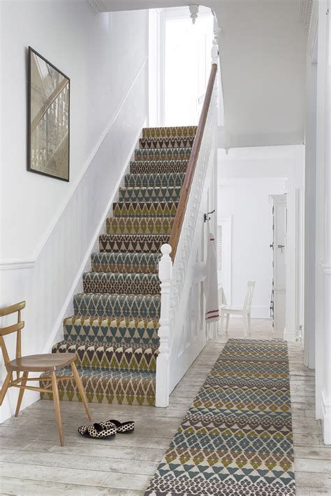 Best 5 Patterned Stairs Carpet #stairs #stairsdesign #design #ideas Stairs Carpet Runner, Patterned Stair Carpet, Stairs Carpet, Alternative Flooring, Carpet Stair Treads, Stair Carpet, Staircase Makeover, Hallway Carpet Runners, Painted Stairs