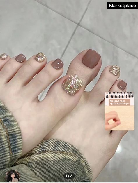 Trendy Pedicure 2024 Summer, Nail Colors That Match Everything, 3d Nail Art Short Nails, Nail Art Nude Color, Foot Nail Designs, Foot Nails Color, Toe Nails Colors, Foot Nails Design, Short Nails Glitter