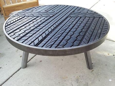 How to Reuse and Recycle Old Car Tires in House Design and Decorating Tire Table, Cave Design, Reuse Old Tires, Old Car Parts, Koti Diy, Garage Furniture, Budget Interior Design, Car Part Furniture, Automotive Furniture