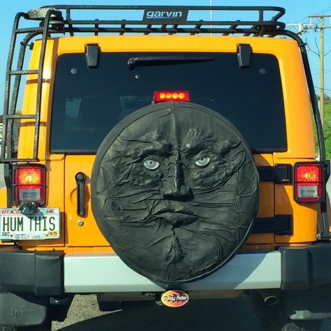 Coolest Jeep Wrangler Spare Tire Cover I've seen :-) I should've asked the driver where they got it from Jeep Wrangler Tire Covers, Jeep Covers, Jeep Spare Tire Covers, Antique Wagon, Painted Tires, Car Part Art, Jeep Tire Cover, 2016 Jeep Wrangler, Jeep Mods