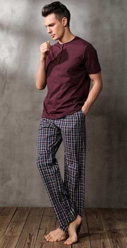 20 Cool and Comfy Loungewear Outfit Ideas for Men Sleepwear Outfits, Sleep Outfit, Sleep Pajamas, Loungewear Outfit, Pajamas All Day, Loungewear Outfits, Mens Sleepwear, Night Suit, Mens Loungewear