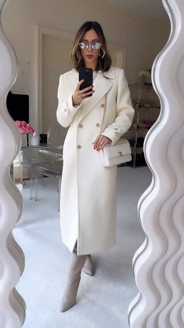 Lindsi Lane Watts on Instagram: "THE white coat.🕊️🦢" Classic Winter White Long Wool Coat, Formal Long Winter White Coat, White Wool Long Coat, White Fitted Long Coat, White Coat Women, White Long Coat With Buttons, Long White Coat, Coat Women, White Coat