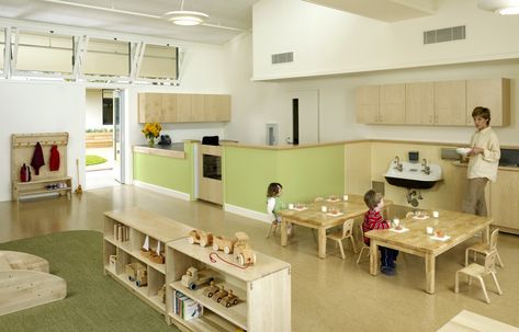 Daycare Dining Area, Daycare Cafeteria, Preschool Canteen, Preschool Interior Design Nursery School, Daycare Floor Plans, Nursery School Architecture, Lunch Room, Snack Table, Daycare Ideas