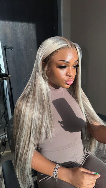 HOUSTON HAIRSTYLIST on Instagram: "Wig provided, installed and colored by me 😍  Book Birthday Package #1 To achieve this look!   • • #houstonhairstylist #blondehair #blonde #blondegirl #balayage #hairgoals #hairtransformation #dchairstylist #houstonstylist #houstonsalon #lacewigs #atlantahairstylist #lahair #blondehairdontcare" Ash Blonde Wig With Dark Roots, Full Ash Blonde Hair, Winter Blonde Highlights And Lowlights, Grey And Blonde Highlights, Ash Blonde Brown Roots, Balayage Wig, Ash Blonde Wig, Ashy Blonde Hair, Winter Blonde