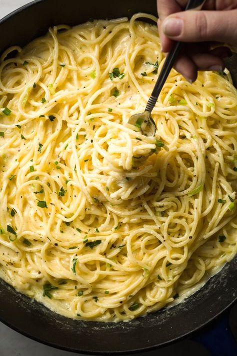 Food, Cuisine, Noodle, Pasta, Al dente, Spaghetti, Ingredient, Chinese noodles, Dish, Recipe, Pasta Aglio E Olio, Creamy Spaghetti, Cheesy Spaghetti, Simple Spaghetti, Sauce Spaghetti, Spaghetti Aglio, Chicken Spaghetti Recipes, Pizza Roll, Best Spaghetti