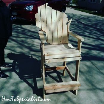 Diy Wood Bar, Adirondack Chairs Diy, Rustic Diy Projects, Bar Height Chairs, Adirondack Chair Plans, Diy Blinds, Diy Greenhouse, Diy Bar, Contact Form