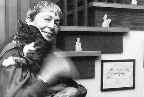 The literary community has lost a living icon in Ursula K. Le Guin, but it will never lose the inspiration that her works and her life so freely and universally provided. All you have to do is glan… Ursula K Leguin, Ursula Le Guin, People With Animals, People With Cats, Author Portraits, Photos Of Artists, Ursula K Le Guin, Famous Cats, National Animal