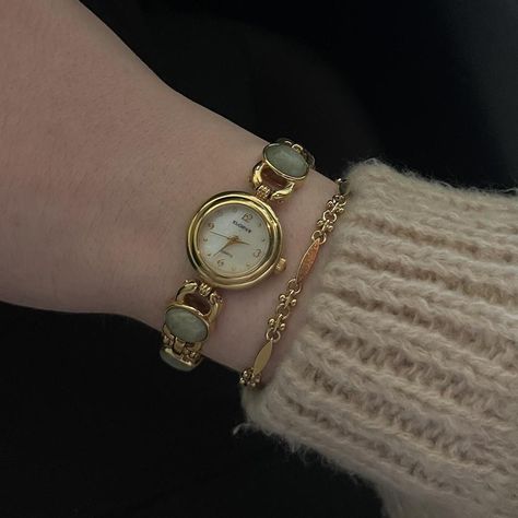 Vintage Elgin watch
Gorgeous gold watch with green... - Depop Green Watch Aesthetic, Watch Vintage Women, Womens Vintage Watches, Vintage Bracelets Gold, Vintage Gold Watch Women’s, Vintage Women Watch, Outfit With Watch, Vintage Watches Women Classy, Gold Watch Aesthetic