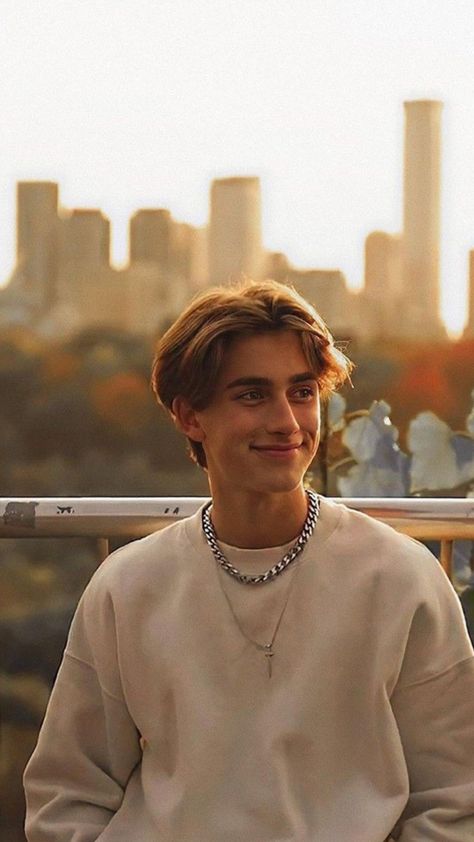 Johnny Orlando Shirtless, Johnny Orlando Instagram, Western Boys, Western Boy, Handsome Italian Men, Boy Squad, Australian Men, Johnny Orlando, His Smile