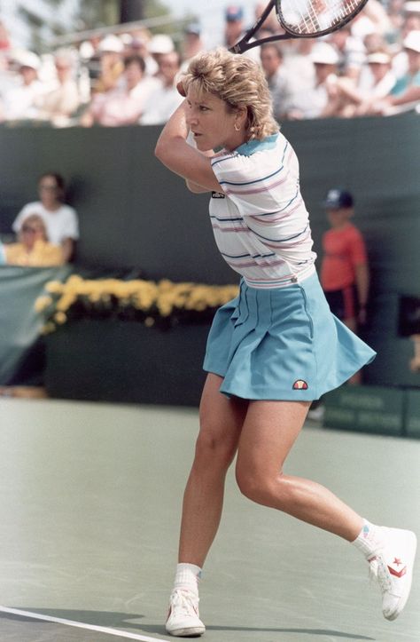 The Evolution of Tennis Fashion, from 1901–2011 | Vogue Tennis Outfit Cute, Formal White Dress, Nike Skirt, Chris Evert, Tennis Outfits, White Dress Formal, Ladies Tennis, Vintage Tennis, Tennis Match