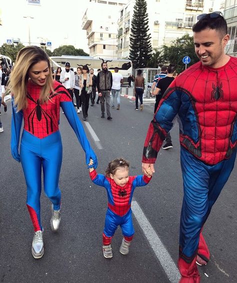 Spiderman Costume Family, Family Halloween Costumes Superhero, Spiderman Family Costumes Halloween, Spider Man Family Halloween Costumes, Family Spiderman Costumes, Spider Man Family Costume, Spiderman Family Costumes, Mommy And Me Halloween Costumes Boys, Family Of 3 Halloween Costumes