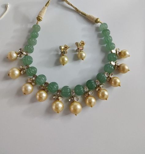 Pumpkin Beads Jewellery Indian, Pumpkin Beads Jewellery, Beads Jewellery Indian, Mala Ideas, Beaded Wedding Jewelry, Pumpkin Beads, Simple Beaded Necklaces, Gold Temple Jewellery, Gold Pearl Jewelry