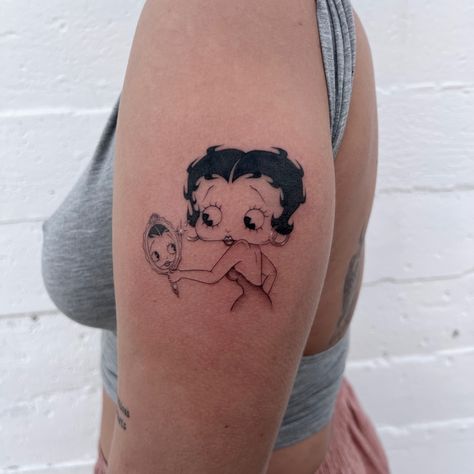 Betty Bop Tattoo Ideas, Betty Boop Mirror, Betty Boop And Pudgy Tattoo, Looking In Mirror Tattoo, Betty Boop Tattoo Design, Betty Boop Fairy Tattoo, Simple Betty Boop Tattoo, Vintage Looking Tattoos, Betty Boop Tattoo Vintage