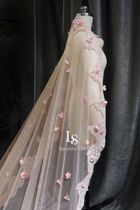 Pink Wedding Viel, Princess Veil Wedding, Pink Vail Weddings, Cherry Blossom Wedding Veil, Cherry Blossom Dress Gowns, Coquette Wedding Veil, Rose Wedding Veil, Pink White Wedding Dress, Fairytale Wedding Veil