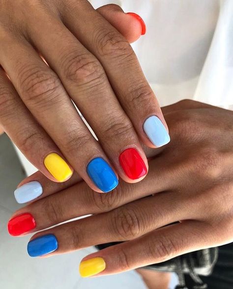 Summer Nails 2023 Color Trends | Summer Nails 2023 Gel Cute Nail Color Combinations, Multicolour Nails Color Combos, Summer Nails Different Colors, Three Color Nails, Short Multicolor Nails, Simple Summer Manicure, Solid Gel Nails, Primary Color Nails, Skittles Manicure