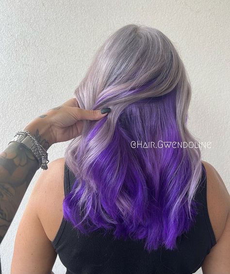 Platinum Blonde With Purple Peekaboo, Hair Color Ideas With Peekaboos, Platinum With Peekaboo Color, Purple Peak A Boo Hair Blonde, Blonde Hair Purple Peekaboo, Grey Hair With Peekaboo Color, Purple Hair Underneath Blonde, Under Dyed Hair Purple, Purple Peekaboo Hair Blonde