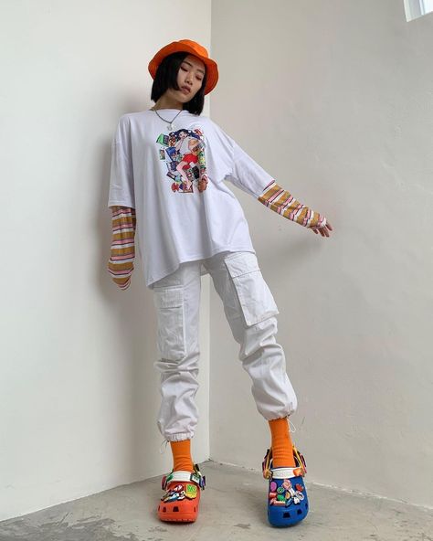 Colorful Urban Fashion, Colorful Cool Outfits, Streetwear Fashion Colorful, Colorful Streetwear, Asian Streetwear, Save Outfits, Outfit Korean Style, Ooty, Quirky Fashion