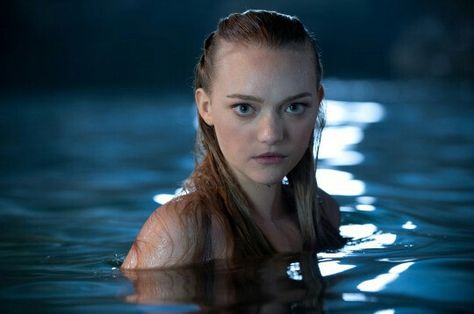 The mermaid Tamara, played by Gemma Ward, Pirates of the Caribbean: On Stranger Tides Mermaid Song, On Stranger Tides, Gemma Ward, Mermaid Aesthetic, Mermaid Life, Pirate Life, Fountain Of Youth, Sanya, Pirates Of The Caribbean