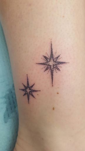 Neverland tattoo idea North Star Tattoos, Small Watercolor Tattoo, Peter Pan Tattoo, Cute Ankle Tattoos, Second Star To The Right, Om Tattoo, Small Tattoos Simple, Star Tattoo, Make Tattoo