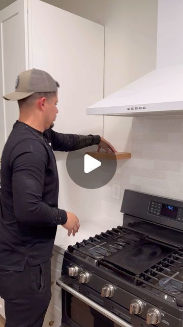 Christopher Duncan on Instagram: "These @shelfology brackets are small enough to hit the stud 4 times and holds 55 lbs each! 

The shelves were made from Alder and I had to do the corner shelf in 2 pieces due to not being able to slide an already finished shelf in! 

#shelf #shelves #floatingshelves #kitchenshelves #shelving #kitchendesign #kitchendecor #decoration #kitchen #diyshelves #diy #shelfarmy" Kitchen Shelf Corner Ideas, Decoration Kitchen, Corner Shelf, Corner Shelves, Diy Shelves, Kitchen Cupboards, Kitchen Shelves, Kitchens Bathrooms, Floating Shelves