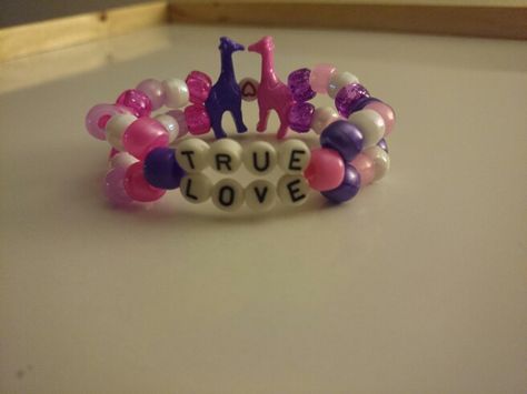 TRUE LOVE giraffes kandi double Double Kandi Bracelet, Bead Pattern Ideas, Kandi Bracelets Rave, Festival Kandi, Rave Kandi Ideas, Scene Kandi, Rave Kandi, Rave Costume, Kandi Inspo