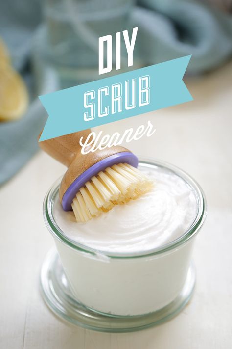 DIY Homemade Scrub Cleaner: Like Soft Scrub Soft Scrub, Toxic Cleaning Products, Homemade Scrub, Homemade Laundry Detergent, Homemade Laundry, Cleaner Recipes, Deep Cleaning Tips, Baking Soda Uses, Baking Soda Shampoo