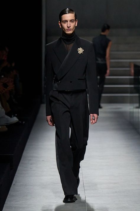 Men Masquerade Outfit, Dolce And Gabbana Runway, 2024 Menswear, Fashion Corner, Fashion D, Street Fashion Men Streetwear, Fashion Suits For Men, Dolce E Gabbana, Mens Fall