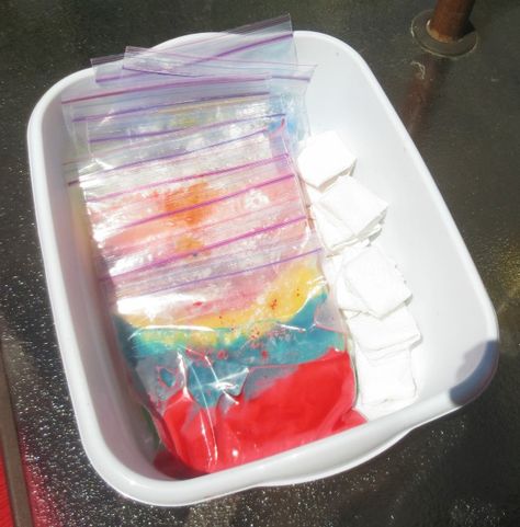 Play Recipe- Sidewalk Chalk ~ Growing A Jeweled Rose Exploding Chalk Bags, Erupting Ice Chalk, Exploding Chalk, Soda Explosion Experiment, Diy Chalk Bag Rock Climbing, Sidewalk Chalk Recipe, Paint Bags, Sidewalk Chalk Paint, Sidewalk Paint