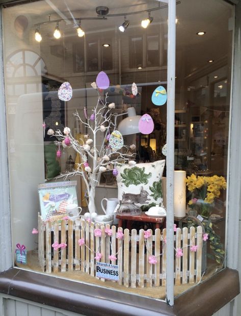 Easter Shop Window Displays, Spring Retail Window Displays, Easter Store Window Display, Spring Window Display Ideas, Retail Window Display Ideas, Easter Window Display, Boutique Window Displays, Spring Window Display, Easter Window