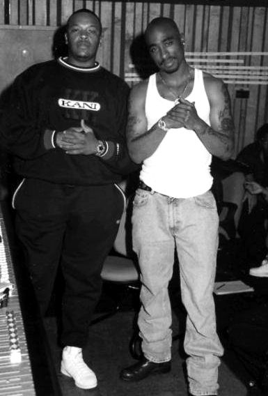 Throwback Pac and Dre Tupac And Dr Dre, Look Hip Hop, Cultura Hip Hop, Lee Van Cleef, 90s Rap, Tupac Pictures, Dr Dre, Hip Hop Classics, Style Hip Hop