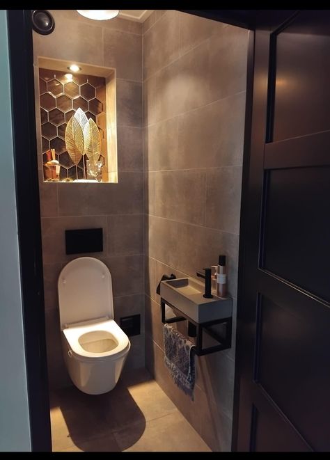 Toilet Niche Design, Hotel Chique Toilet, Mini Wc, Toilet Interior, Toilet Hotel, Calming Interiors, Toilette Design, Wc Design, Loft Bathroom