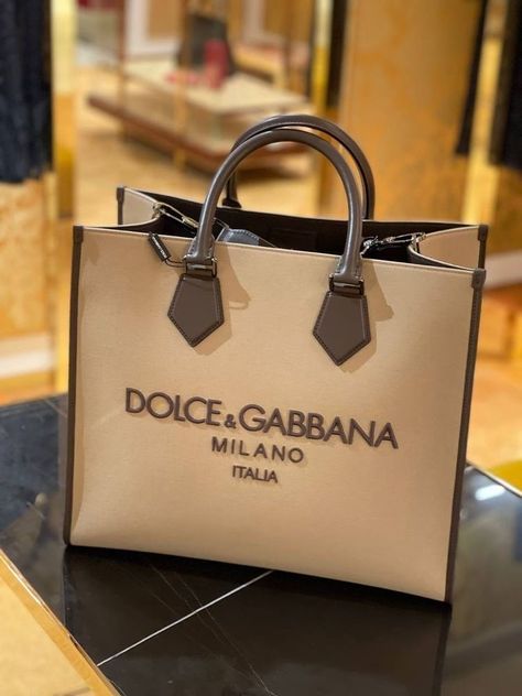 Dolce Gabbana Purse, Dolce And Gabbana Bag, High Fashion Handbags, Designer Inspired Handbags, Modern Handbag, Hot Handbags, Inspired Handbags, Luxury Bags Collection, Ladies Bag