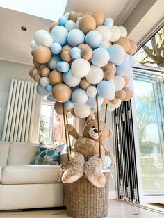 Bear Baby Shower Theme, Idee Babyshower, Ballon Party, Bubblegum Balloons, Shower Balloons, Baby Shower Theme Decorations, Colour Hallway, Design Hallway, Entrance Interior