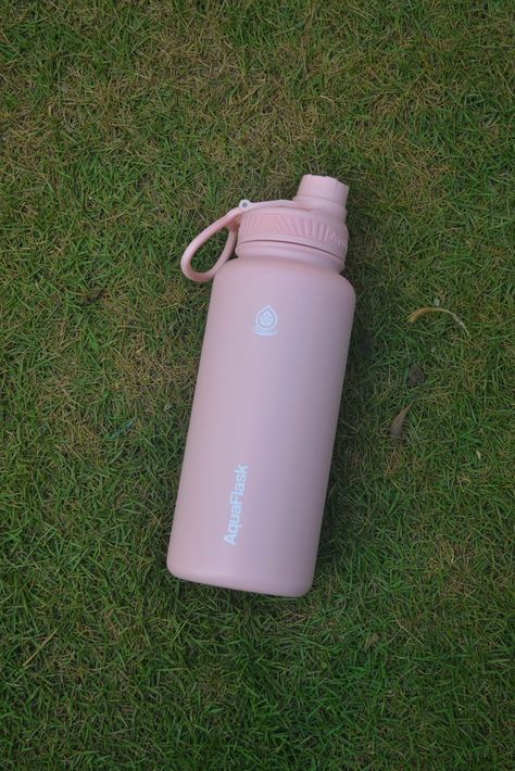 Got my Aquaflask in the color Ballet Pink!🩷🌸 Ballet Pink Aqua Flask, Aquaflask Aesthetics, Pink Aquaflask, Tumbler Aquaflask, Flask Aesthetic, Hydro Flask Bottle, Spiderman Web, Healthy Water Drinks, School Prep