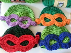 Nina Turtles, Turtle Hat, Crochet Flip Flops, Cowabunga Dude, Ninja Mask, Crochet Character Hats, Turtle Crochet, Crochet Costumes, Beanie Crochet Pattern