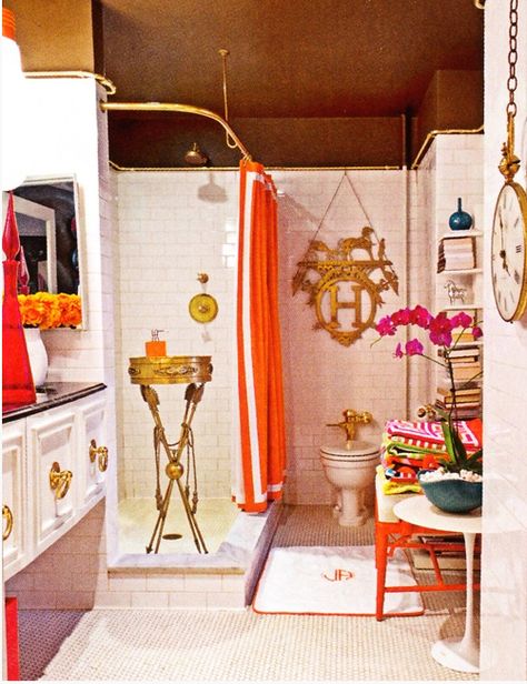 Bathroom Jonathan Adler- follow us on www.birdaria.com like it love it share it click it pin it!!!! Bohemian Homes, Goods Design, Colorful Eclectic, Mill House, Eclectic Boho, Chic Spaces, Jonathan Adler, Best Online Casino, Space Decor