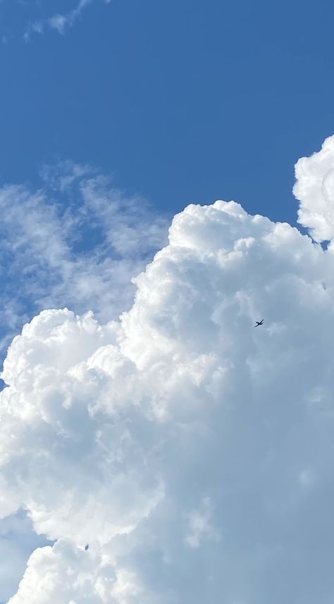 Fluffy Clouds Aesthetic, Wisconsin Aesthetic, Clouds Images, Cloud Project, Sky Reference, Clouds Aesthetic, Barbara Eden, Blue Sky Clouds, Beautiful Clouds