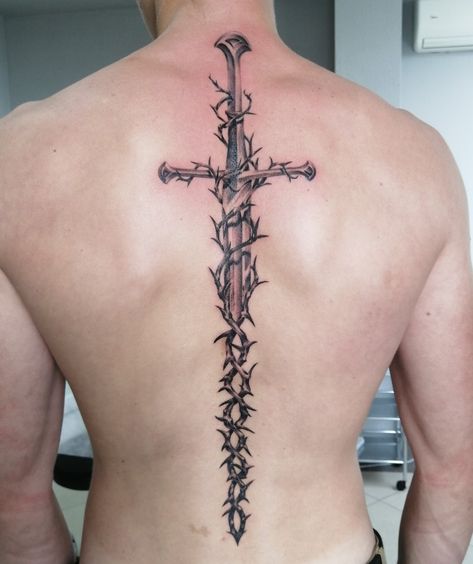 Spine Tattoos For Guys, Spine Tattoo Men, Back Tattoos For Guys Upper, Photos Tattoo, Back Tattoos Spine, Designs Quotes, 16 Tattoo, Men Tattoo, Design Edit