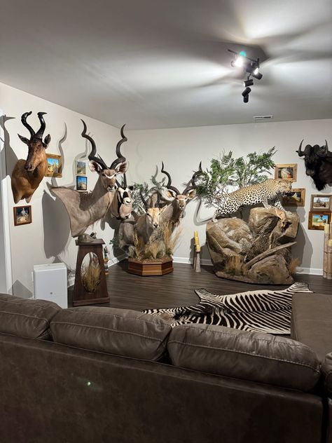 Hunting Lodge Interiors, Lodge Interiors, Head Display, Hunting Room, Hunting Lodge, Wild Game, Deer Head, Game Room, Man Cave