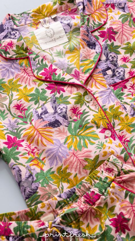 Pajamas Packaging, Tropical Pajamas, Colorful Loungewear, Sleepwear Ideas, Mcu Dr, Sleep Sets, Luxury Pajamas, Fashion Walk, Women Sleepwear