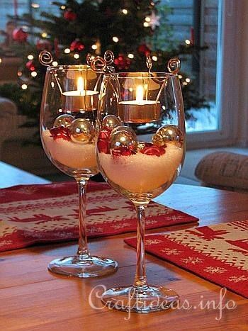 Easy Christmas Crafting Idea! With the use of wine goblets, filled 1/3 with Epson salt, tealights and small bulbs!  http://www.pinterest.com/vintagebydee/joyeaux-noel/ Tea Lights Christmas, Wine Glass Decor, Decorating With Christmas Lights, Chicken Noodle, Noel Christmas, Christmas Centerpieces, Christmas Table Decorations, Noodle Soup, Christmas Deco