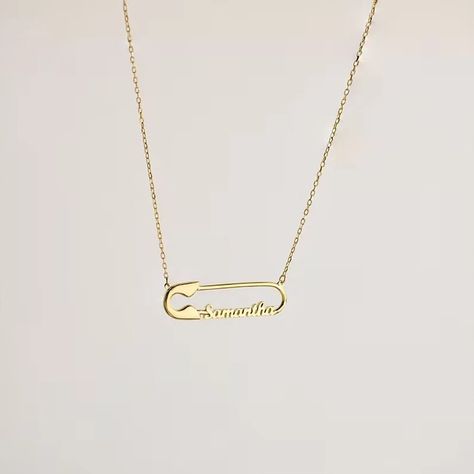 ✨ Shine with a touch of gold! ✨ Our Custom Double Name Paper Clip Pendant Necklace is the ultimate gift for your special someone – be it girlfriend, mom, or YOU! 💖 Personalize it, flaunt it, LOVE it! Click here to make it yours: https://nuel.ink/nqeHVm #PersonalizedJewelry #GiftsForHer #ShineBright 😘😍 Safety Pin Necklace, Double Name, Pin Necklace, Iced Out Jewelry, Necklace Chain Types, Necklace Chain Lengths, Personalized Pendant, Custom Name Necklace, The Ultimate Gift