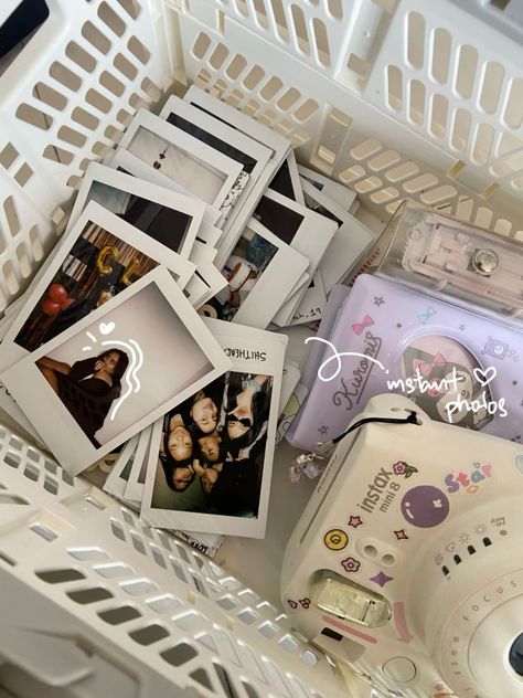 Instax Camera Decoration Ideas, Instax Photos Aesthetic, Polaroid Gift Ideas, Instax Photos Ideas, Instax Aesthetic, Polaroid Ideas, Polaroid Pics, The Life I Want, Life I Want