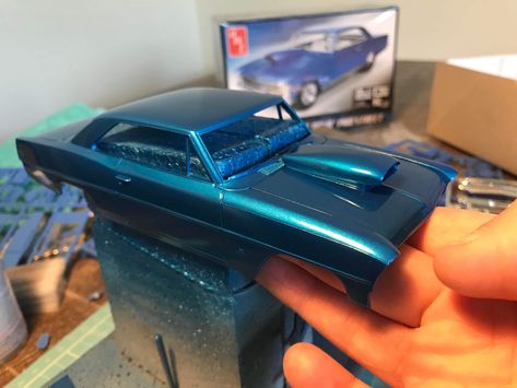 Car Modeling, Model Tips, Car Paint Jobs, Plastic Model Kits Cars, Model Cars Building, Car Tips, Building Tools, Miniature Photography, Automobile Engineering