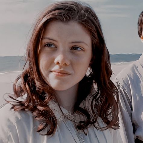 Narnia Shifting, Narnia Pictures, Narnia Oc, Narnia Lucy, Pauline Baynes, Lucy Pevensie, Narnia 3, Georgie Henley, Wendy Darling