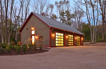 Ultimate Workshop, Pole Barn House, Farmhouse Sheds, Dream Workshop, Pole Barn Designs, Farmhouse Garage, Barn Shop, Barn House Design, Cool Garages