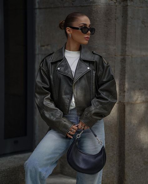 Biker Jacket Outfit Women, Casual Leather Jacket Outfit, Biker Jacket Outfit, Basic Girl Outfit, Jacket Outfit Women, Womens Black Leather Jacket, Leather Jacket Outfits, Causual Outfits, Outfit Inspo Fall