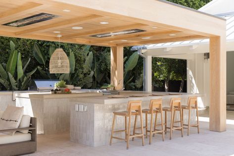 Santiago Paradise - Garden Studio Pool Kitchen, Pergola Roof, Living Pool, Backyard Dreams, Outdoor Kitchen Decor, Outdoor Bbq Kitchen, Paradise Garden, Backyard Pavilion, Backyard Kitchen