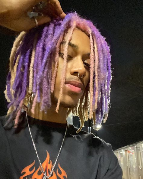 Blonde Hair Dyed Black, Purple Dreads, Dyed Dreads, Colored Dreads, Pink Dreads, Boys Colored Hair, Dreadlocks Men, Fav Hairstyles, Blonde Dreads