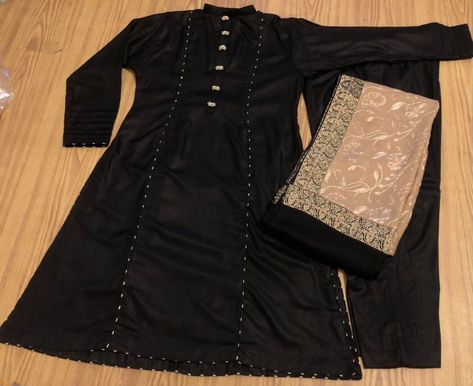 #clothes #pakistanidress #pakistanifashion #wintercollection #trendy #partywear #dress #marinasuit #marinashirt #marinafabric #wintershawl Pent Kurti, Maxi Dress Styles, Pakistani Design, Velvet Suit Design, Pant Design, Latest Maxi Dresses, Red Bridal Dress, Girl Western, Womens Fashion Casual Chic